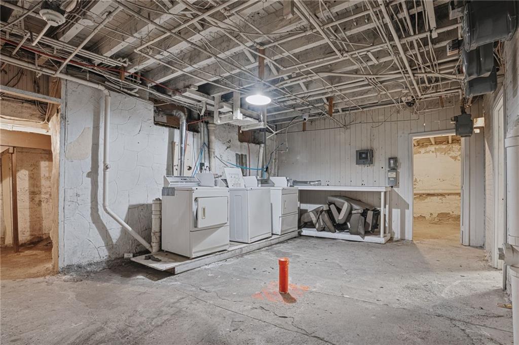 937 939 Social Street Property Photo 29