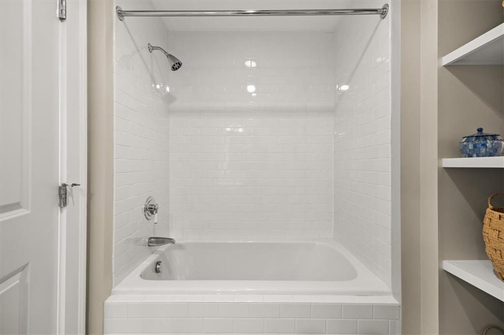 1 Tower Drive Unit 1106 Property Photo 37