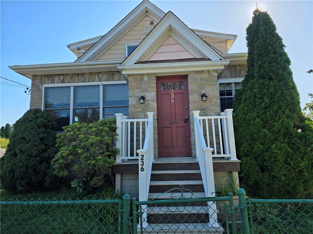 236 Becker Avenue Property Photo 1