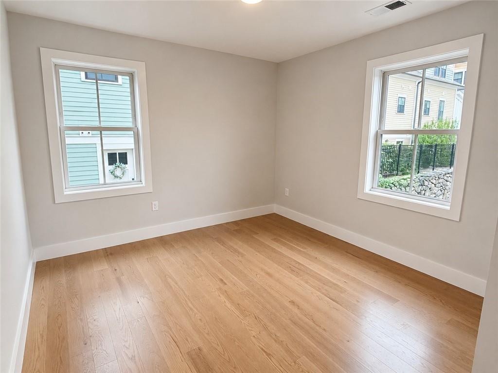 67 Queen Street Unit 5c Property Photo 8