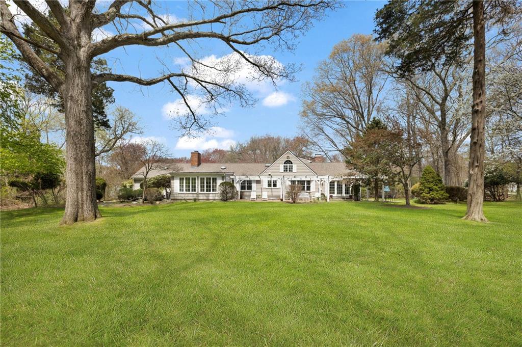 230 Kirby Avenue Property Photo 1