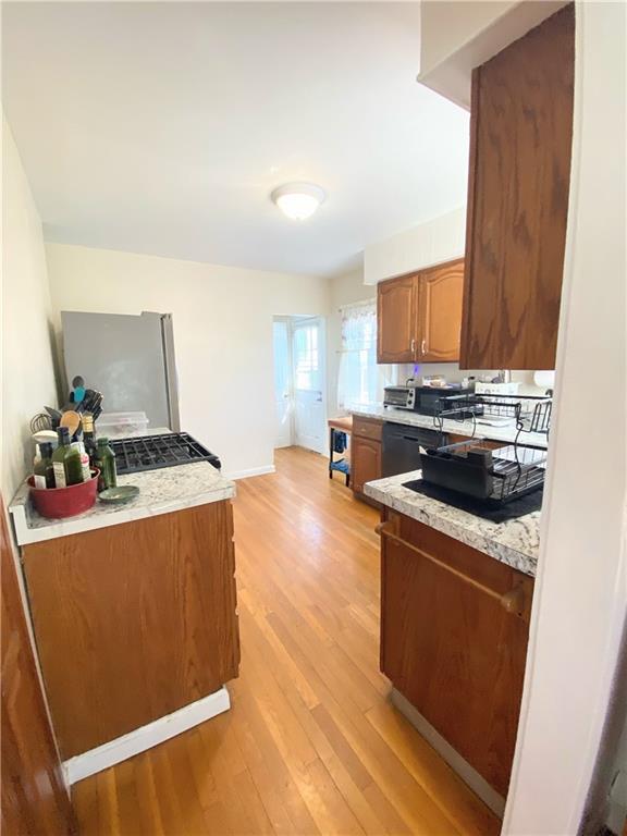 128 Fern Street Property Photo 8