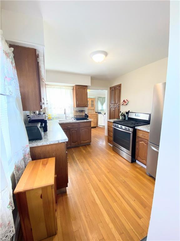 128 Fern Street Property Photo 9