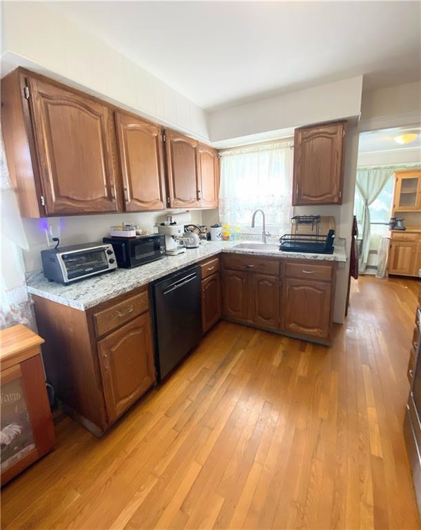 128 Fern Street Property Photo 10