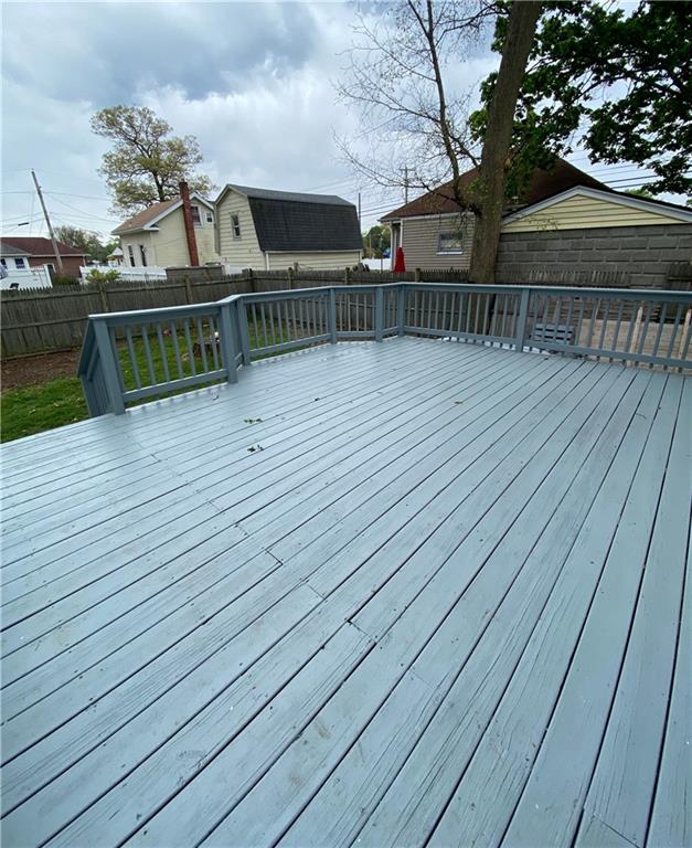 128 Fern Street Property Photo 24