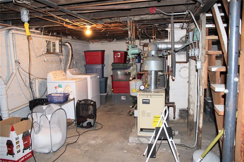 128 Fern Street Property Photo 31