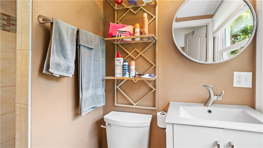 91 Love Lane Property Photo 30