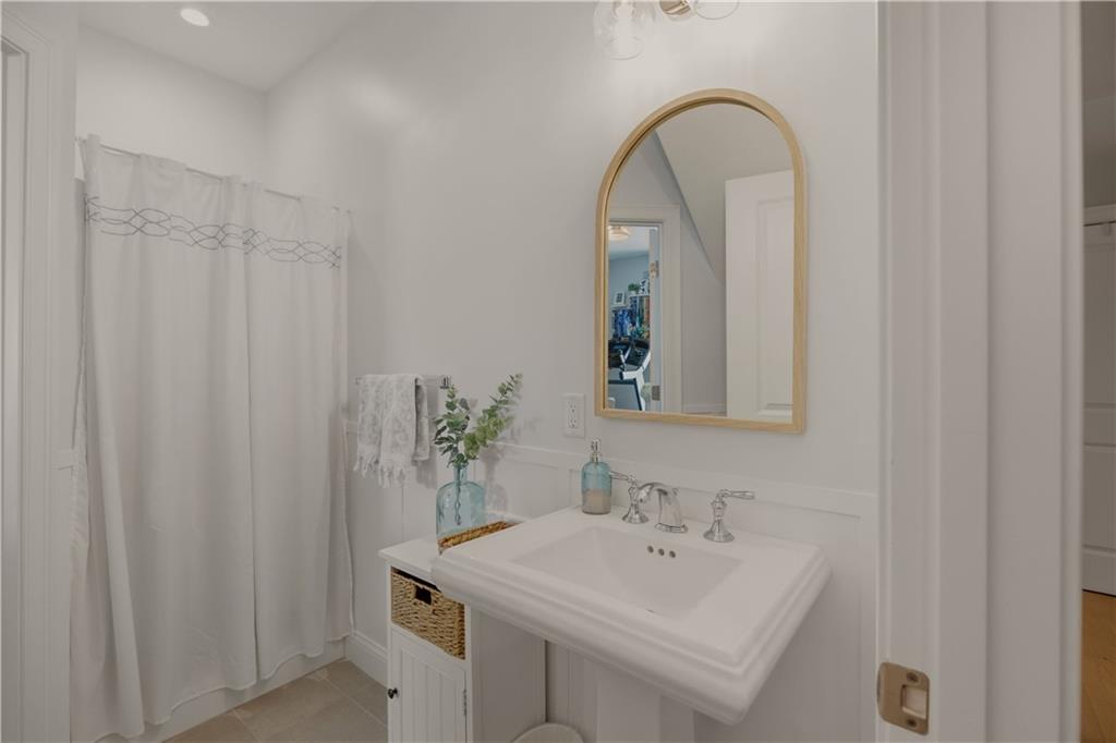 94 Sandy Point Farm Road Unit #6 Property Photo 19