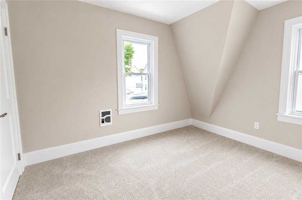 15 Redfern Street Property Photo 22