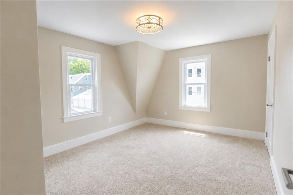 15 Redfern Street Property Photo 23