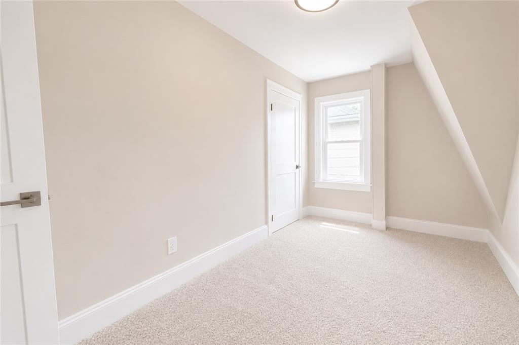 15 Redfern Street Property Photo 26