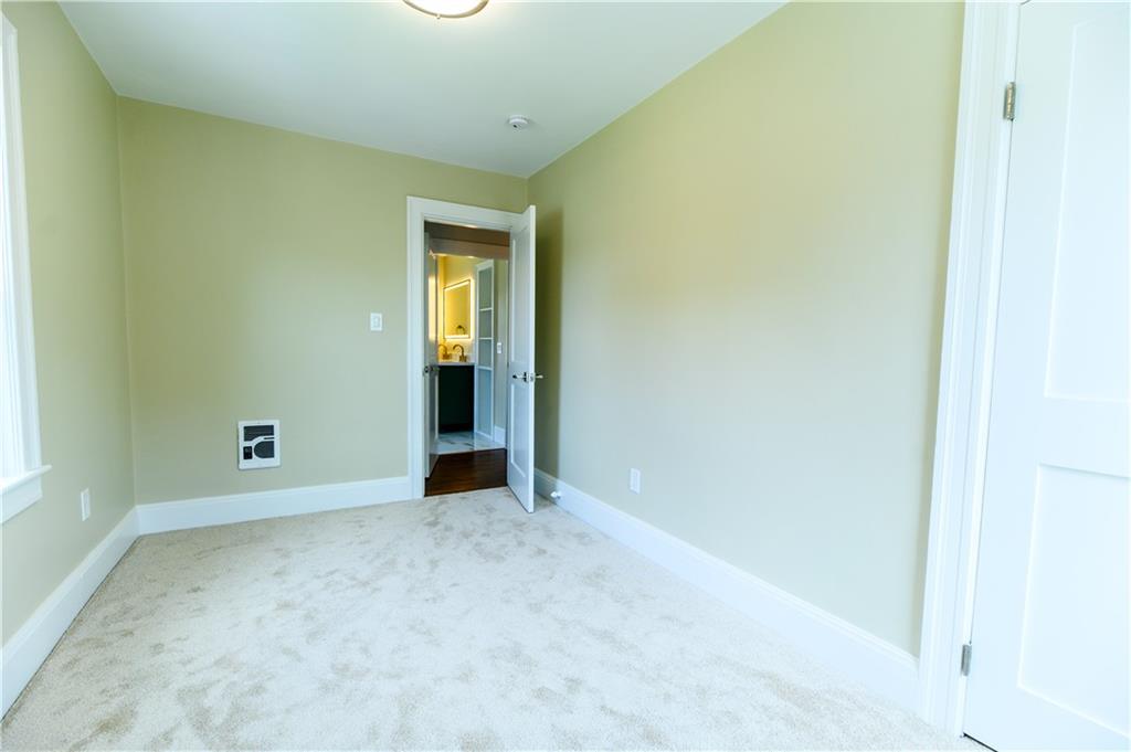 15 Redfern Street Property Photo 35