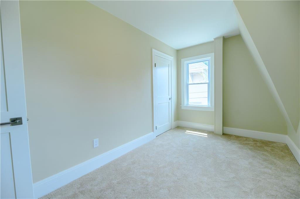 15 Redfern Street Property Photo 36