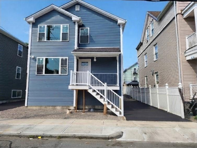 729 Potters Avenue Property Photo 1