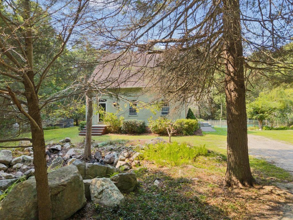 840 Lake Road Property Photo 2
