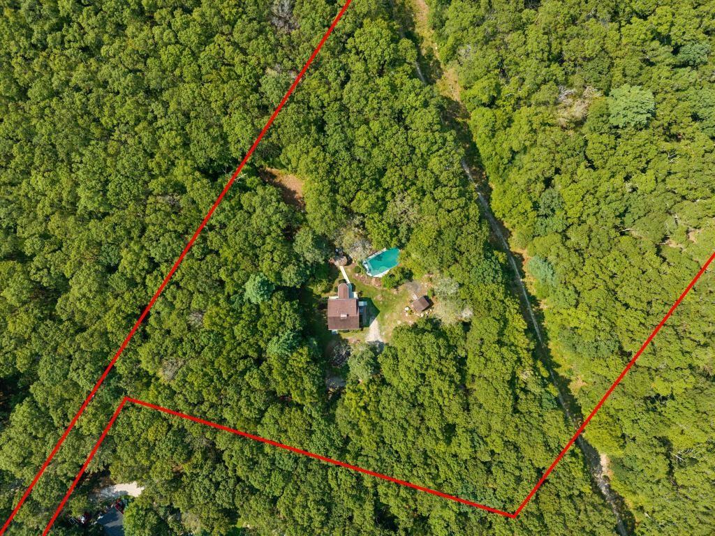 840 Lake Road Property Photo 4