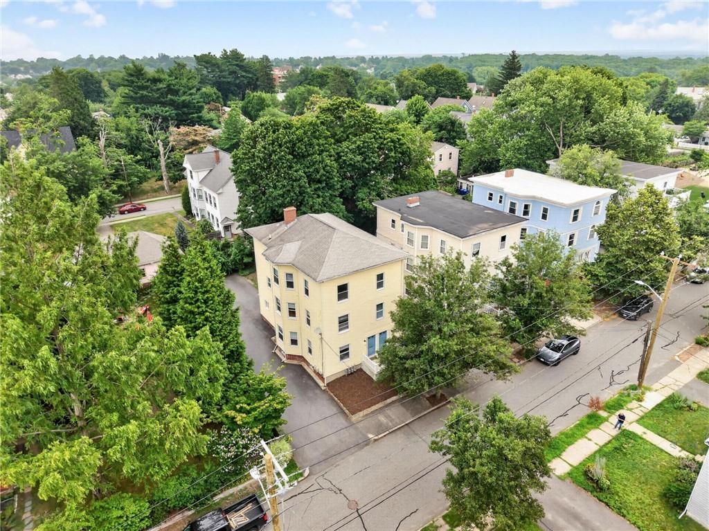 68 9th Street Property Photo 1
