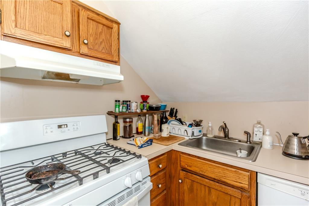 57 Hazael Street Property Photo 27