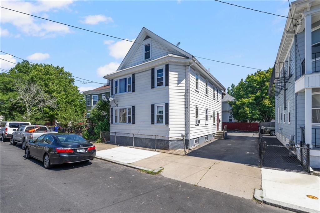 33 Moorefield Street Property Photo 1