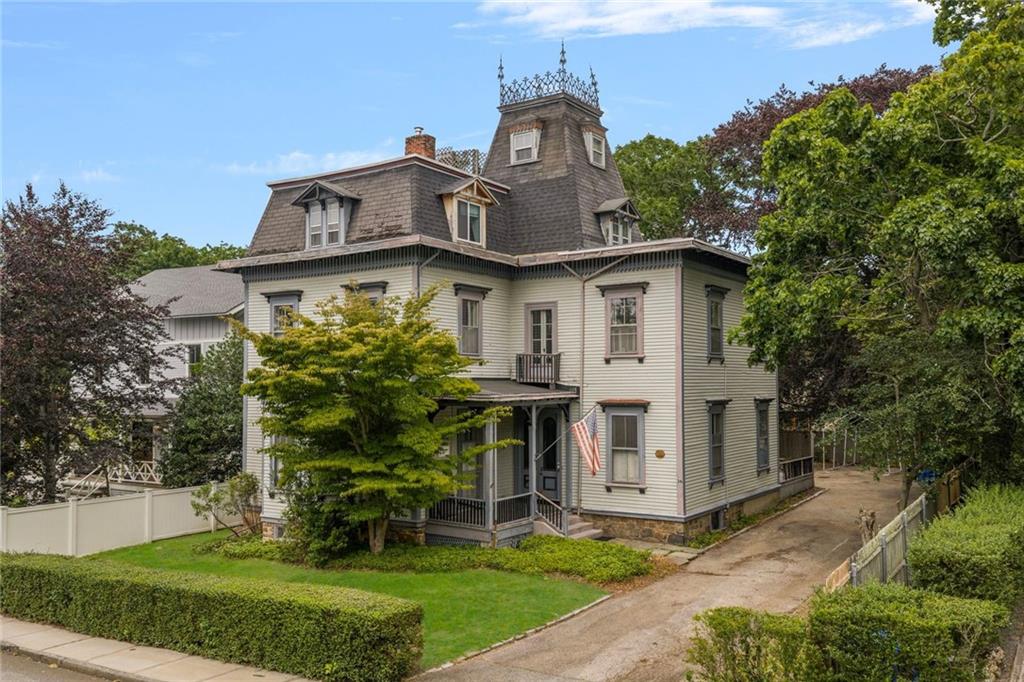 36 Ayrault Street Property Photo 2