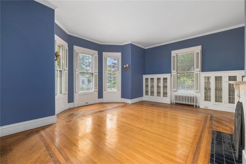 36 Ayrault Street Property Photo 5