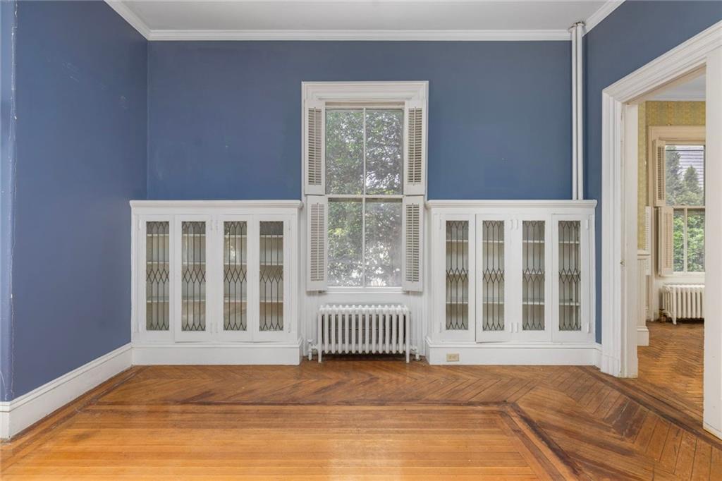 36 Ayrault Street Property Photo 7