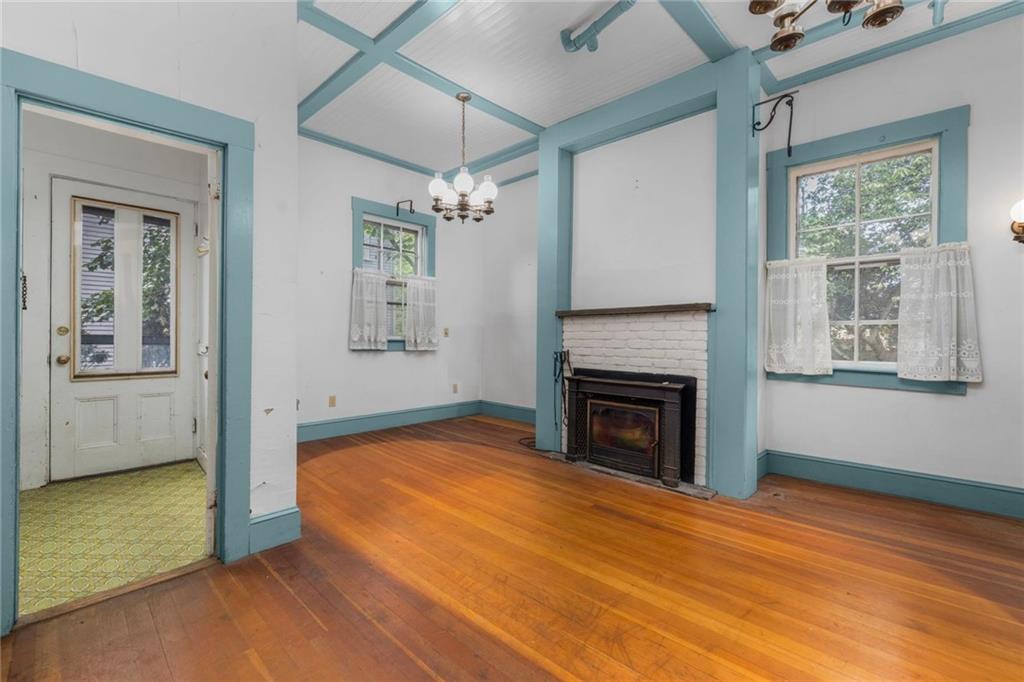 36 Ayrault Street Property Photo 15