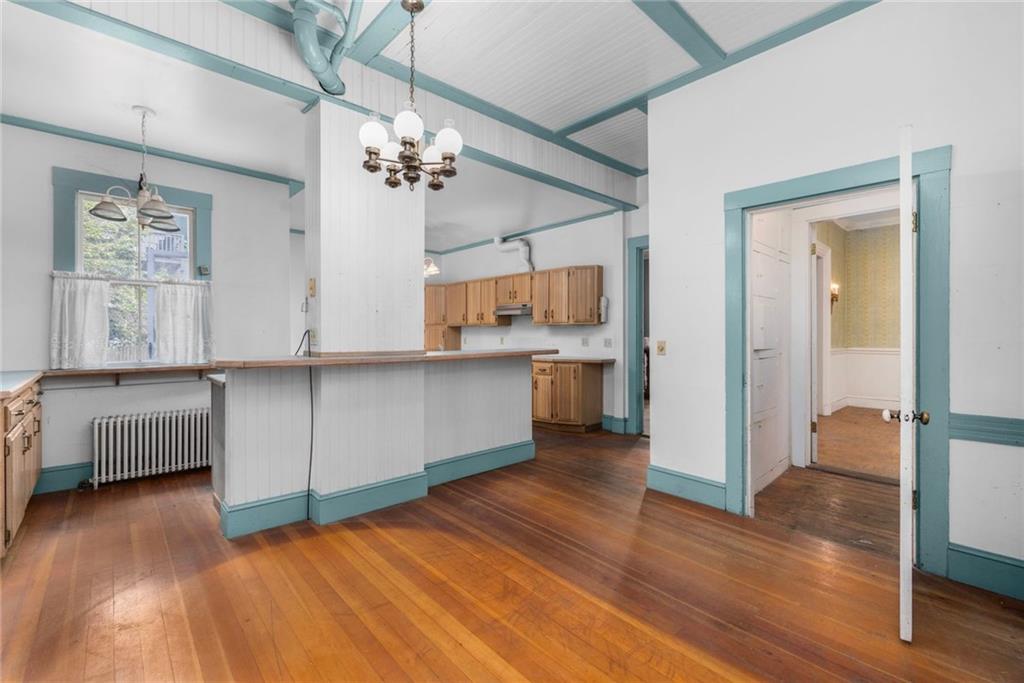 36 Ayrault Street Property Photo 17