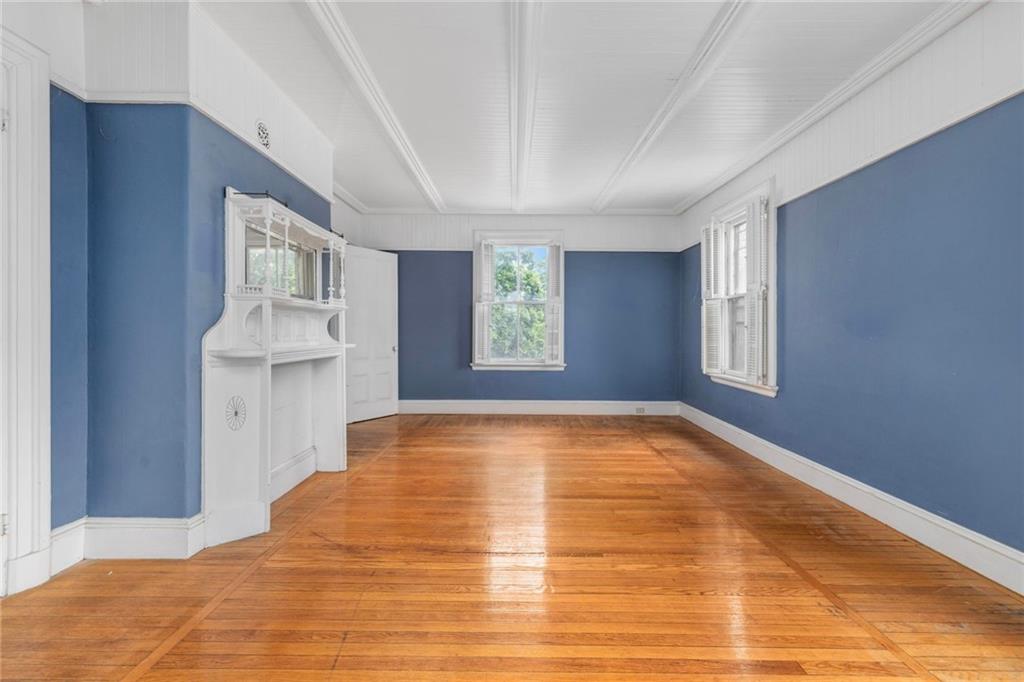 36 Ayrault Street Property Photo 25