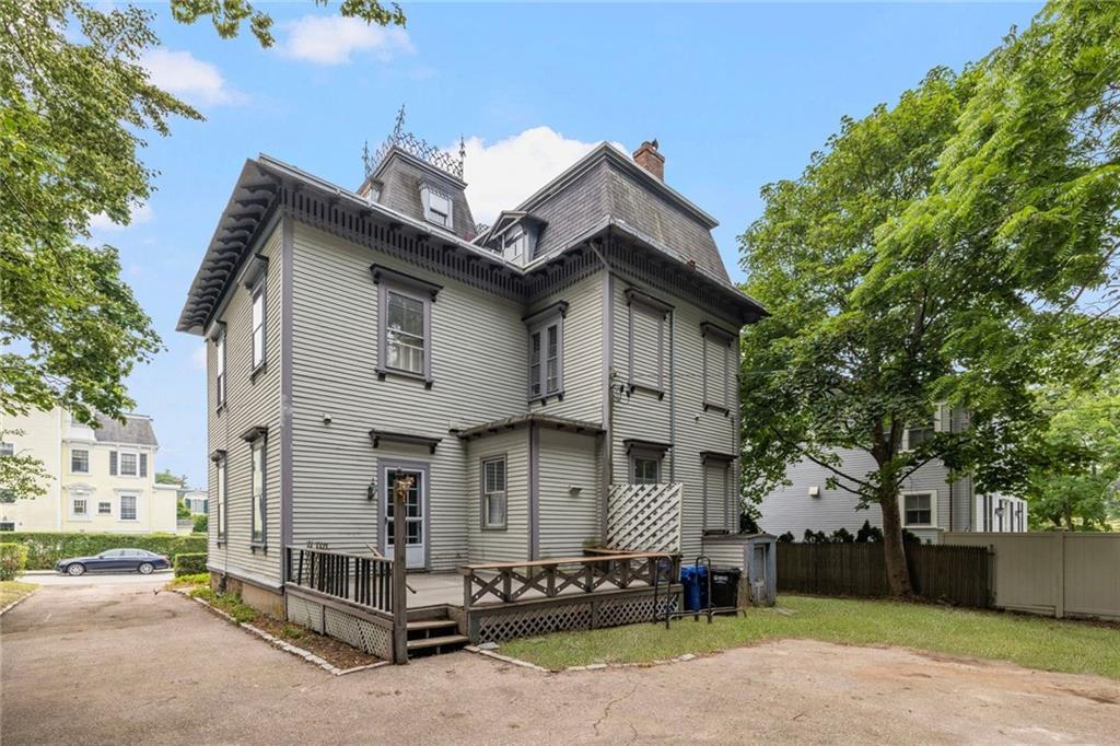 36 Ayrault Street Property Photo 33
