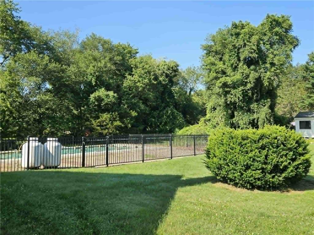 1 Brookdale Drive Property Photo 31