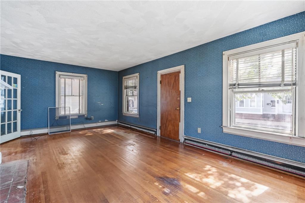 199 Garden Street Property Photo 4