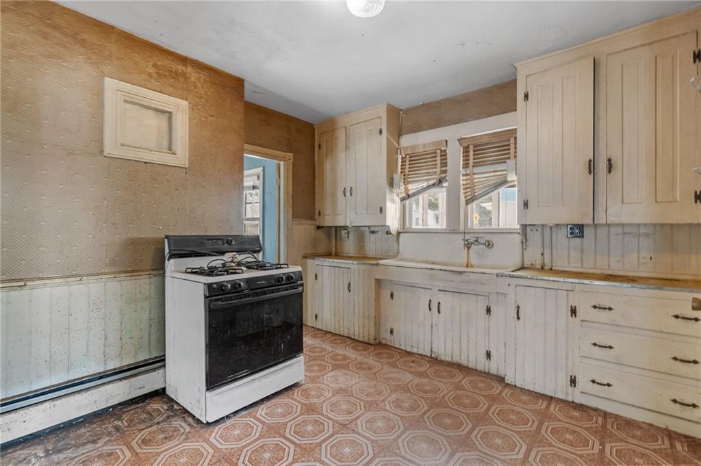 199 Garden Street Property Photo 7