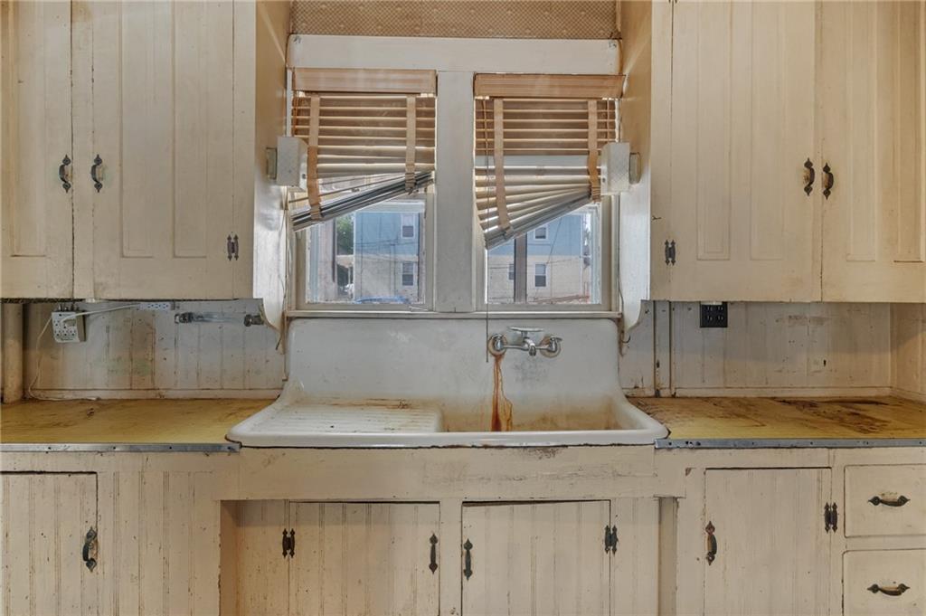 199 Garden Street Property Photo 9