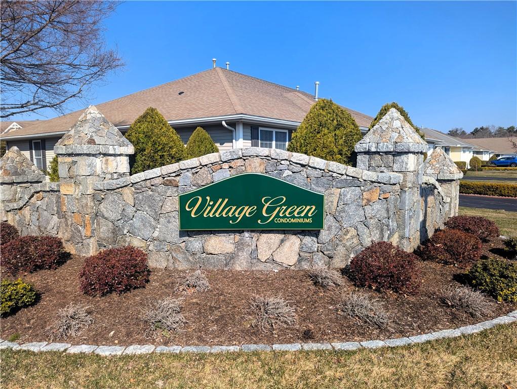 105 Village Green Circle Property Photo 3