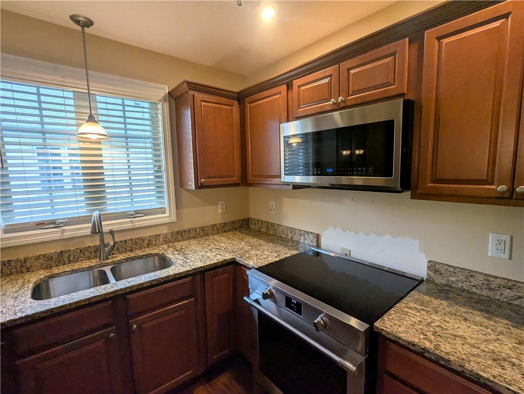 105 Village Green Circle Property Photo 12
