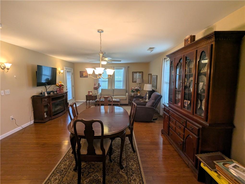 105 Village Green Circle Property Photo 15