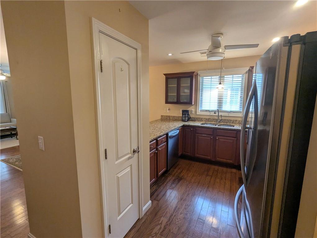 105 Village Green Circle Property Photo 16