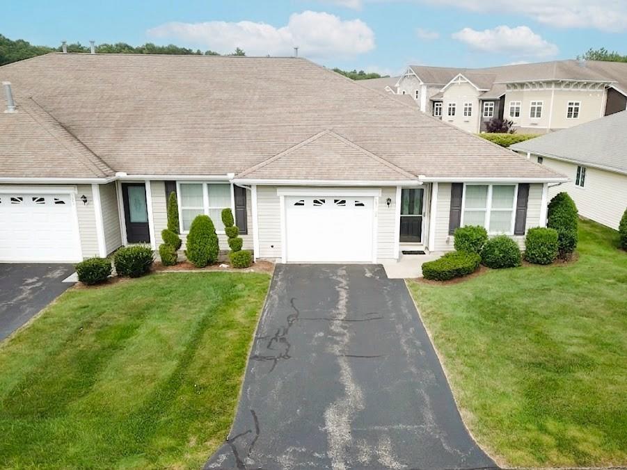 105 Village Green Circle Property Photo 31