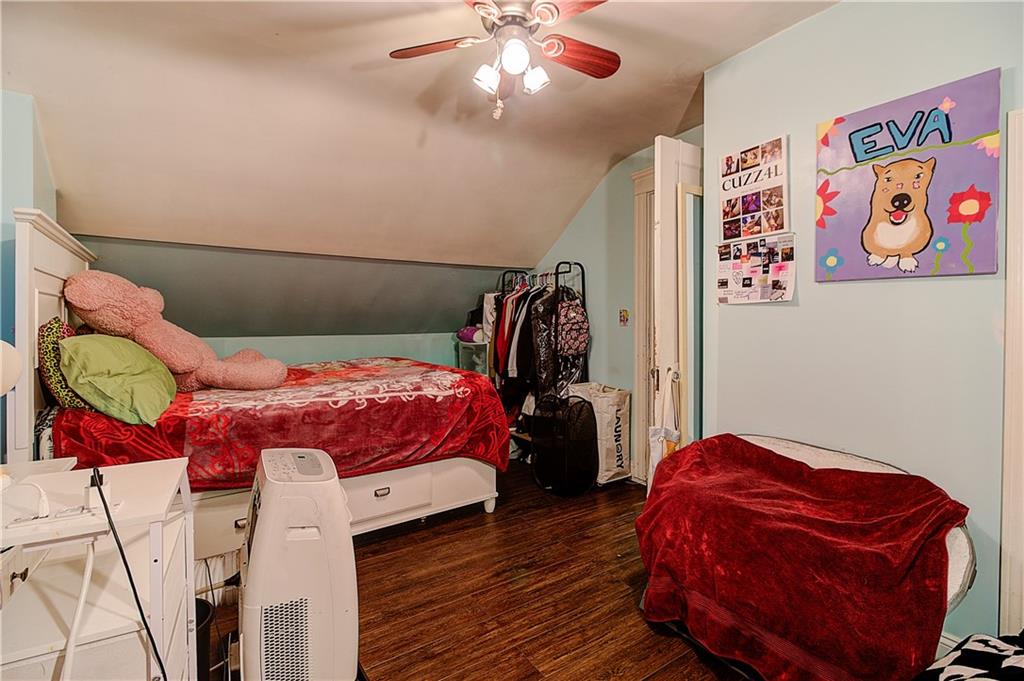 108 York Avenue Property Photo 11