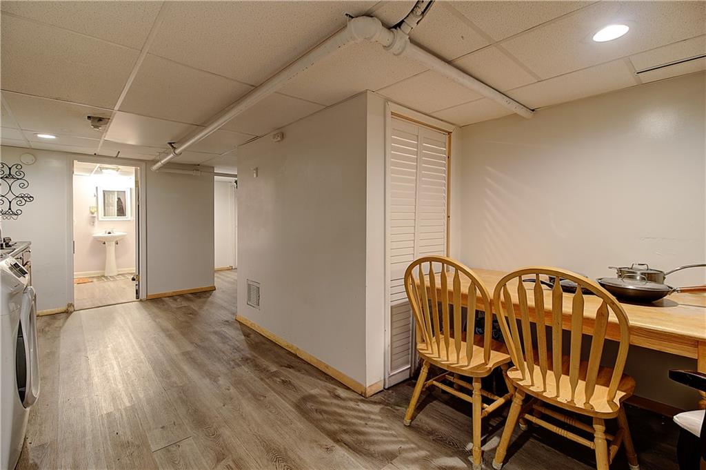 108 York Avenue Property Photo 14