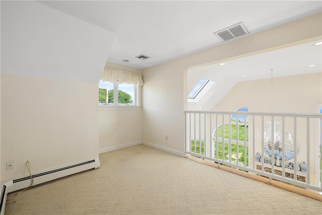 139 Hemlock Avenue Property Photo 20