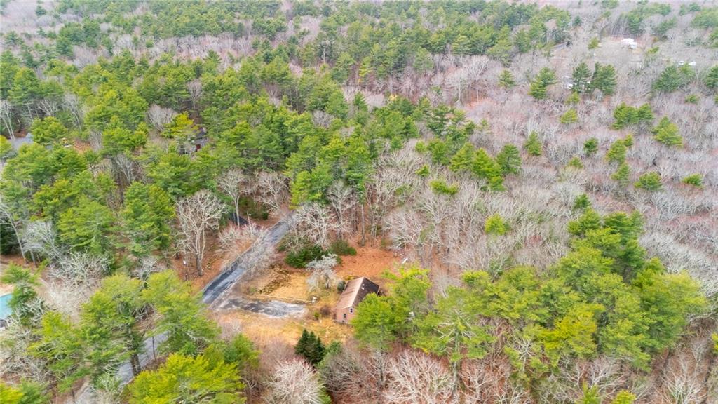 119 Breakheart Hill Road Property Photo 3