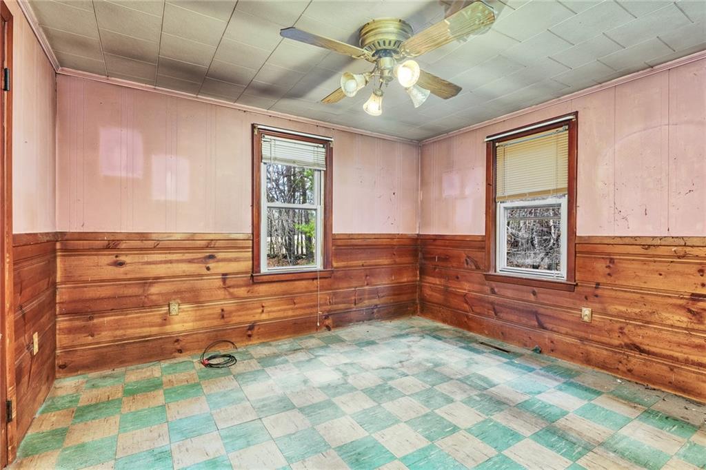 119 Breakheart Hill Road Property Photo 10