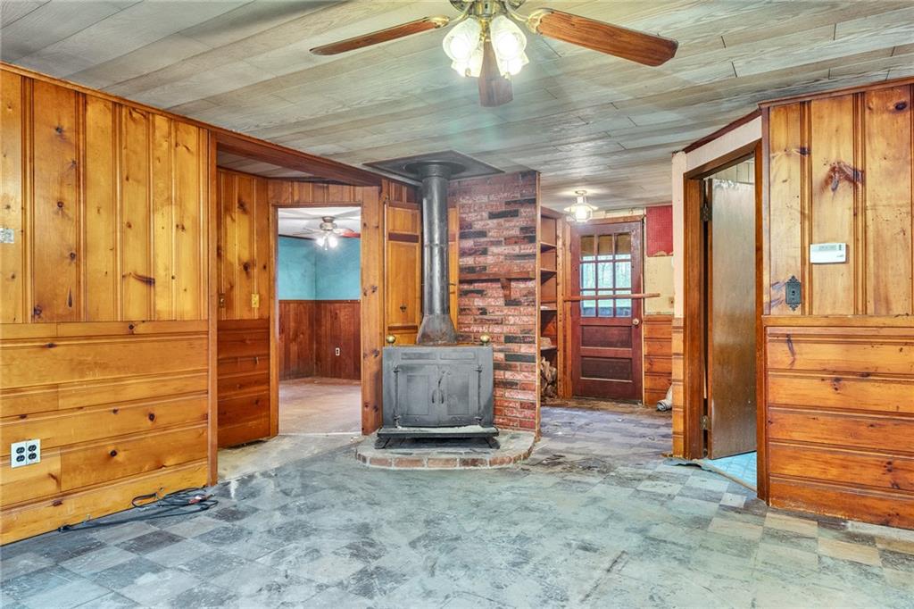 119 Breakheart Hill Road Property Photo 13