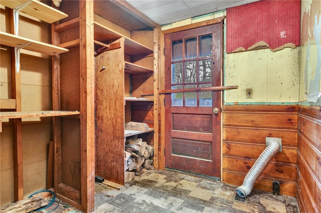 119 Breakheart Hill Road Property Photo 17
