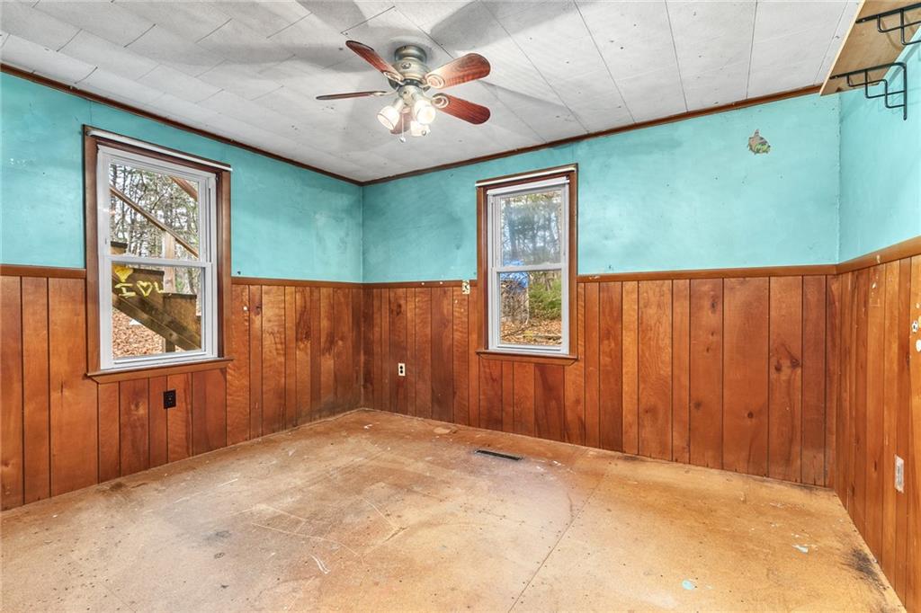 119 Breakheart Hill Road Property Photo 18