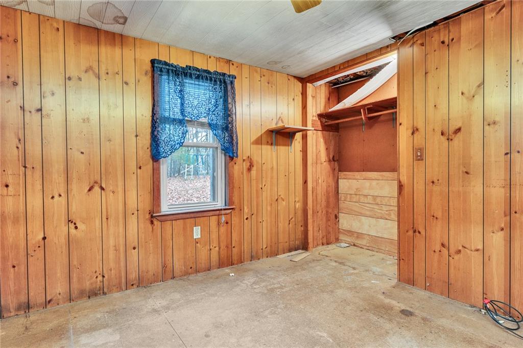 119 Breakheart Hill Road Property Photo 21