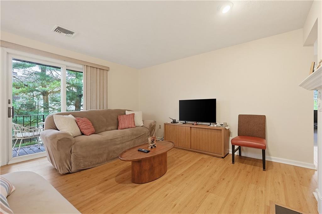 185 Manville Hill Road Unit 106 Property Photo 11