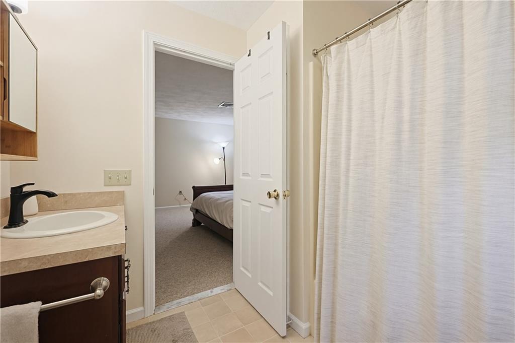185 Manville Hill Road Unit 106 Property Photo 16